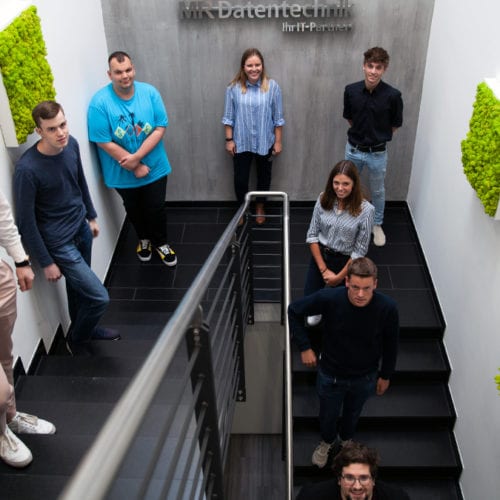 Neue Azubis 2020 im MR Treppenhaus