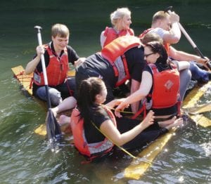 MR Datentechnik Azubi Event Floß bauen